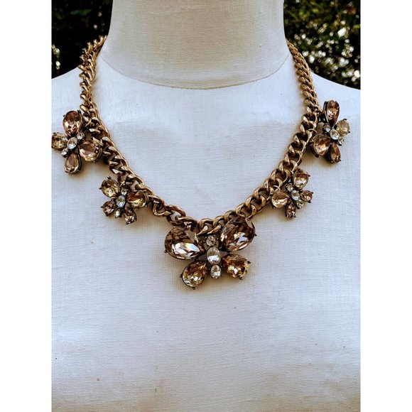 Natasha Chunky Chain Rhinestone Butterfly Statement Necklace - Picture 8 of 9